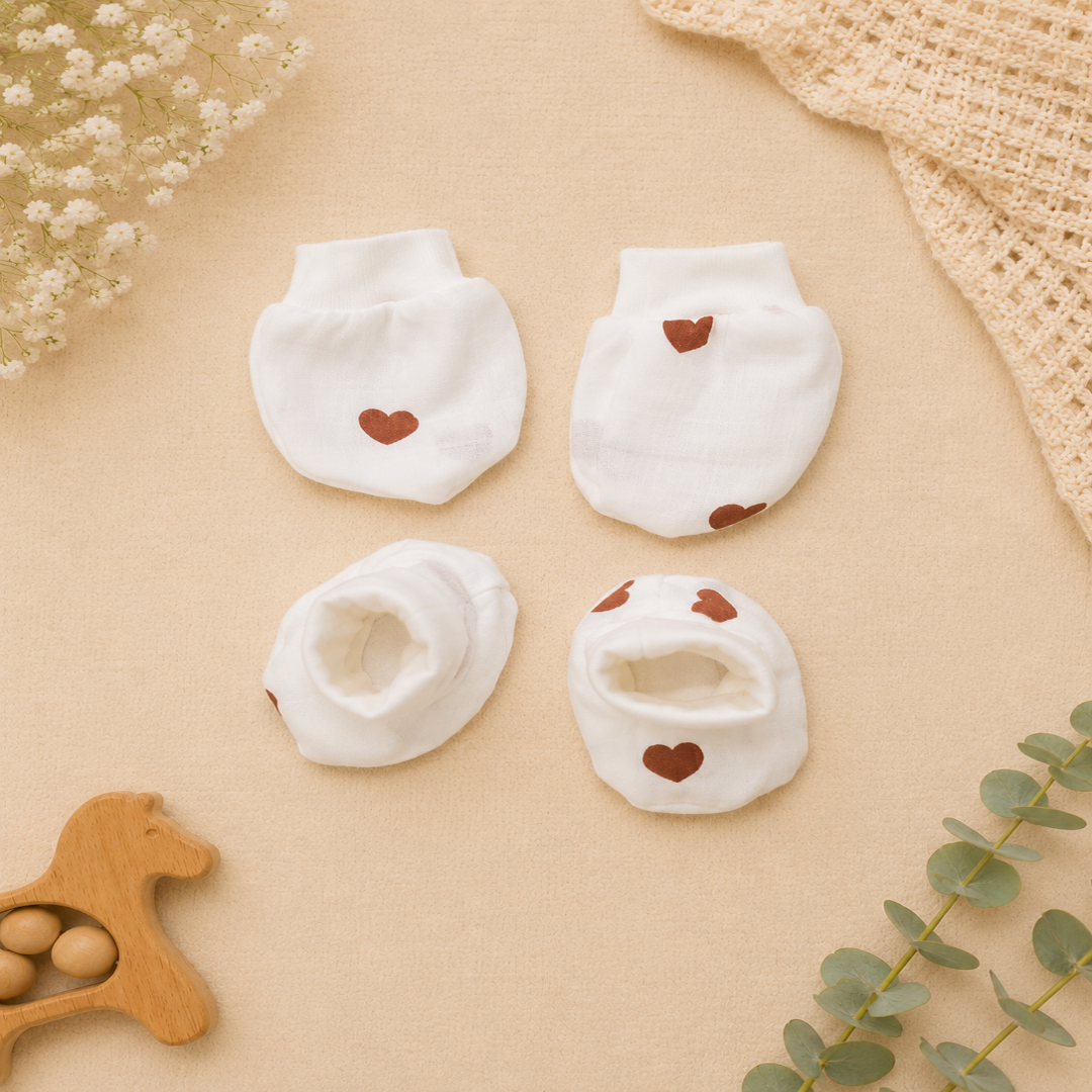 Mittens and Booties - Muslin - Image 2